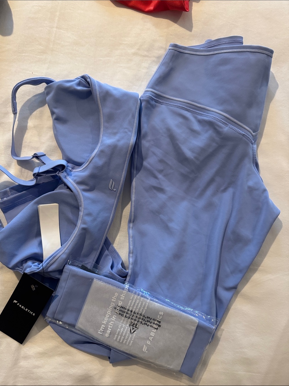 Fabletics Women’s Workout Set Bundle - Picture 5 of 5
